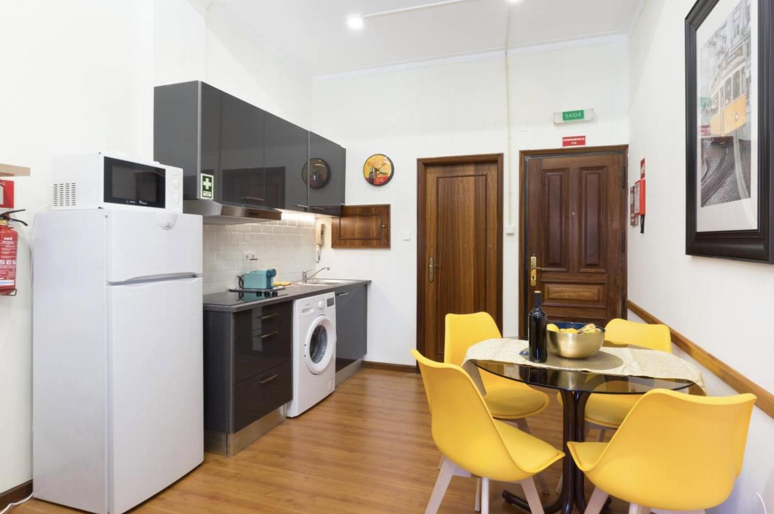 Host Wise - Cozy Sunny Flats - Ace Location Apartment Porto Room photo